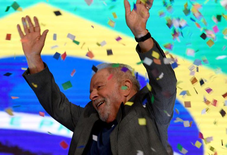 Lula gana la presidencia de Brasil con el 98,81 % de los votos escrutados