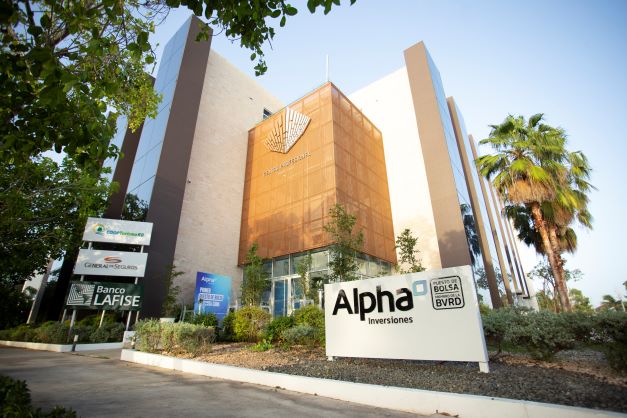 Alpha Inversiones inaugura primer puesto de bolsa en zona Este del país