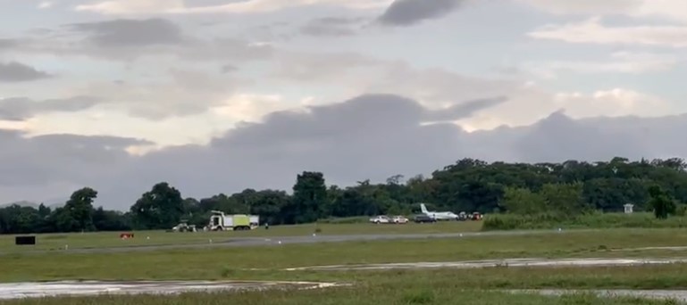 VIDEO| Un avión presenta problemas al aterrizar en aeropuerto El Higüero