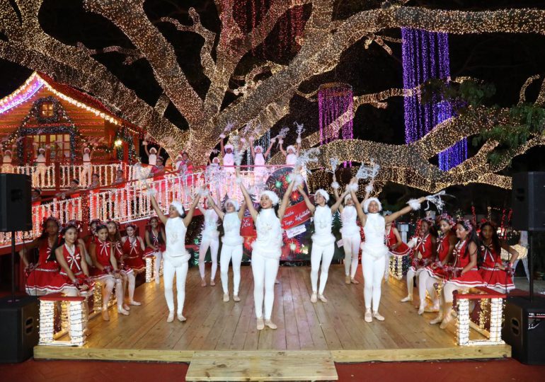 Vuelve la “Casita de Santa” en la alcaldía de Santiago con motivo de la Navidad 2022