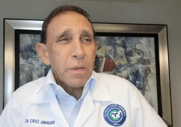 VIDEO| Dr. Cruz Jiminián solicita ayuda para atender una paciente de escasos recursos con problemas en la piel