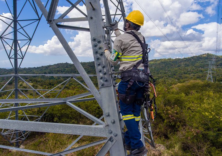 Suspenderán servicio eléctrico en distintas zonas de Peravia y San Cristóbal