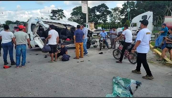 Tres migrantes venezolanos mueren en accidente vehícular en el sur de México