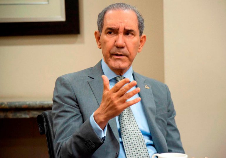 Franklin García Fermín reacciona a críticas de la oposición