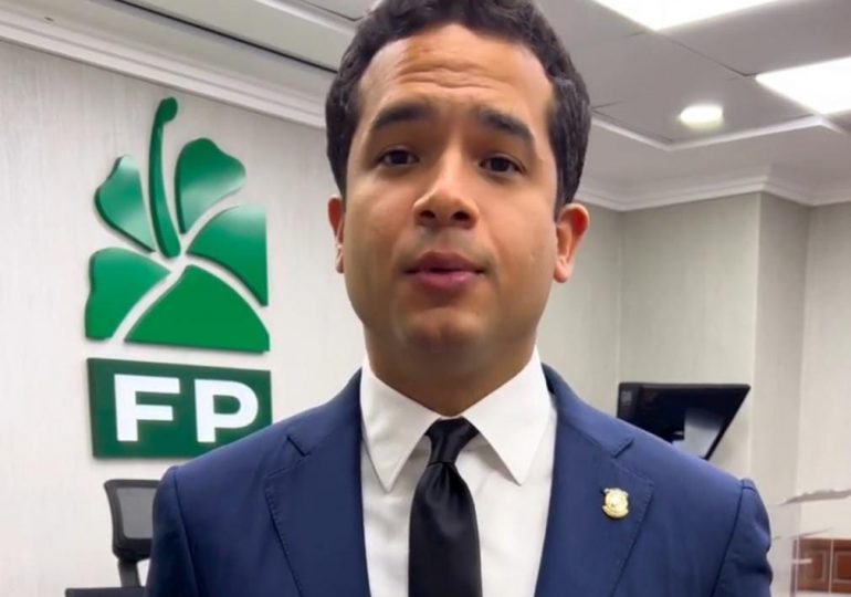 Video|Omar Fernández  vuelve a introducir proyecto de ley para modificar la 248-12