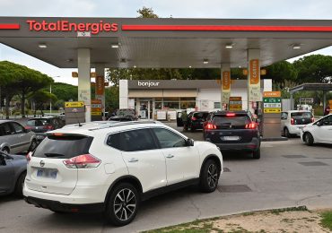 Sigue huelga de refinerías de TotalEnergies en Francia por escasez de combustible