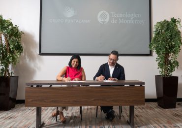 Grupo Punta Cana firma acuerdo con Instituto Tecnológico de Monterrey para potencializar formación integral