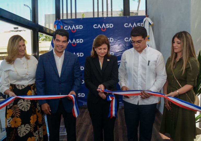 La CAASD inaugura moderna oficina comercial en Naco