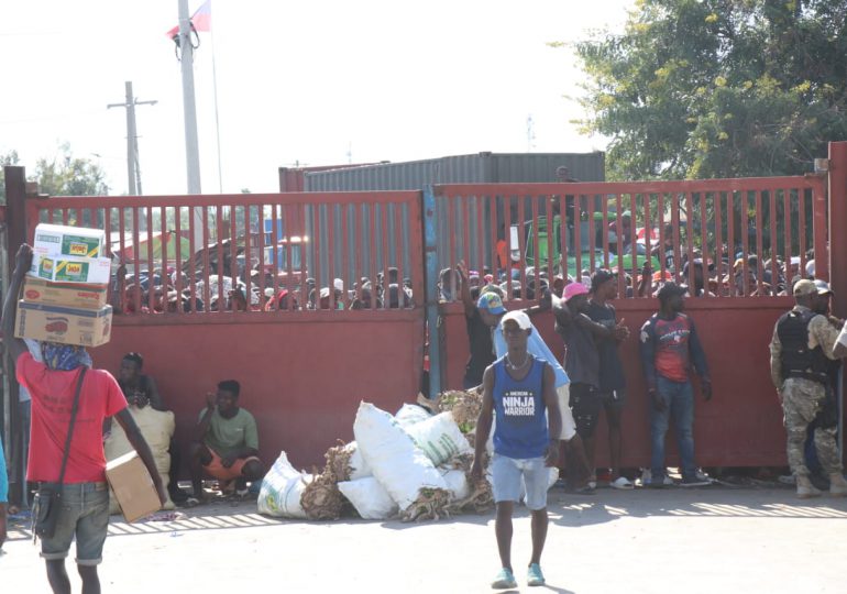 Video | En medio de disturbios haitianos, cierran frontera de Dajabón