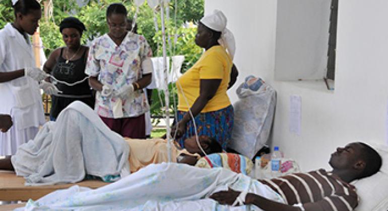 OMS advierte que número de víctimas del cólera en Haití podría aumentar
