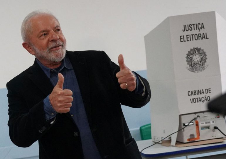Lula, elegido presidente de Brasil al derrotar por la mínima a Bolsonaro