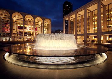 Lincoln Center de Manhattan reabre sala con homenaje al barrio que una vez desplazó