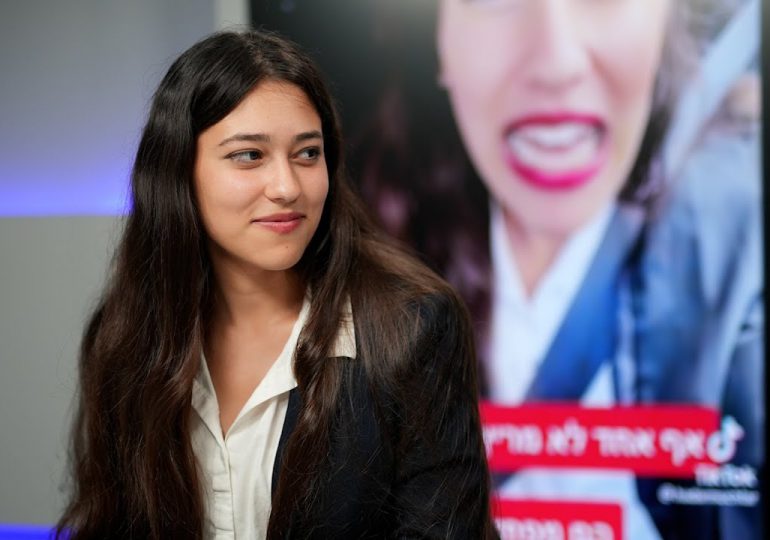 De TikTok al Parlamento, una "influencer" israelí intenta motivar a jóvenes desencantados