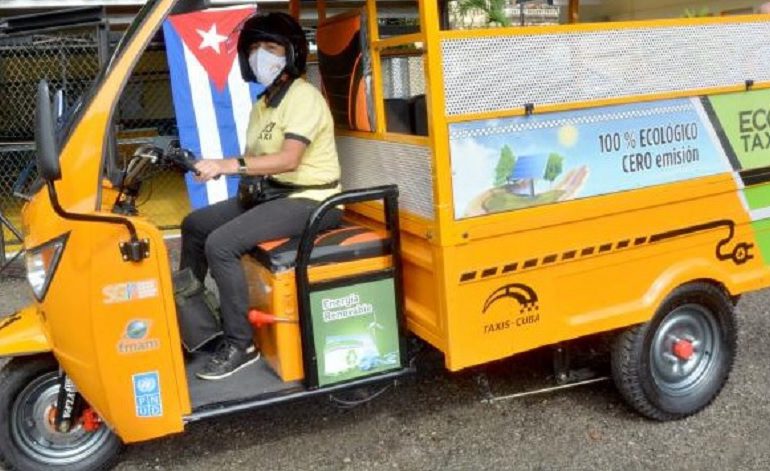 Triciclos eléctricos incentivan en Cuba micromovilidad sostenible