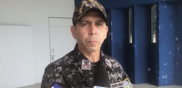 VIDEO | Dejan sin funciones a coronel que cerró negocio en SFM