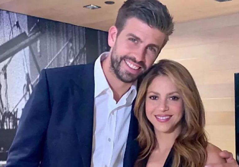 Shakira "muy molesta" porque Piqué no ha visitado a su padre en el hospital