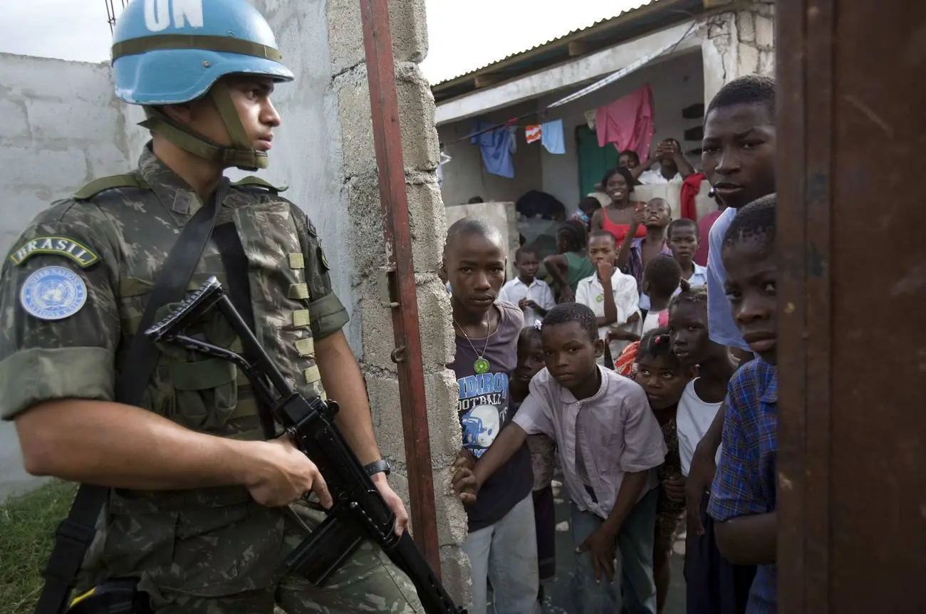 Detienen a un inspector de policía haitiano por tráfico ilícito de municiones