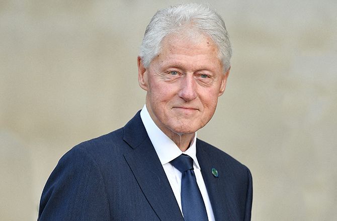 Expresidente Bill Clinton envía mensaje de apoyo al pueblo iraní