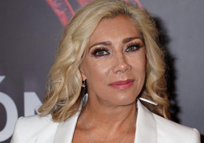 Actriz Cynthia Klitbo responde a ataques contra su hija