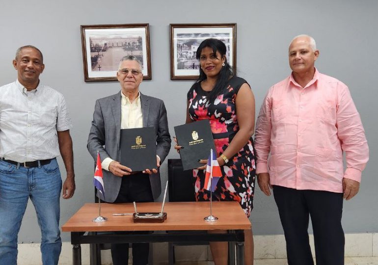 Ayuntamiento Santo Domingo Este inicia colaboración cultural con Santiago de Cuba