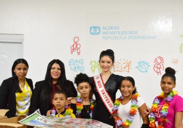 Miss Universo Canadá 2022 visita a niños de Aldeas Infantiles SOS República Dominicana