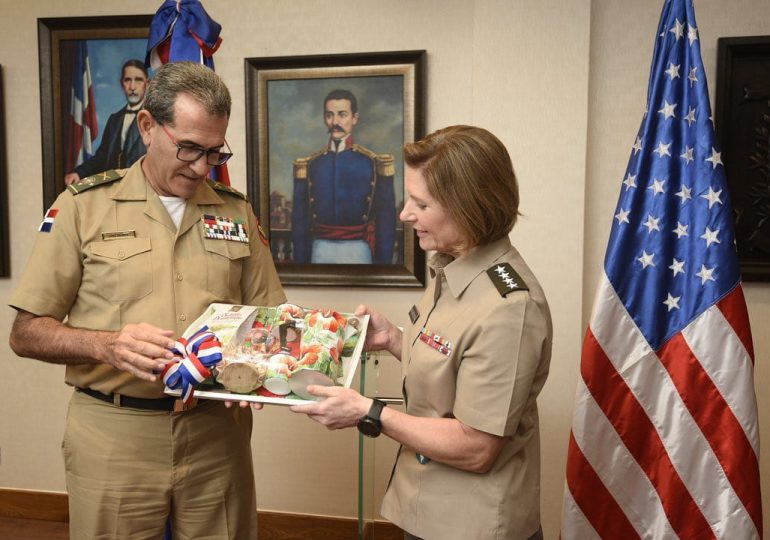 EE.UU. y RD fortalecen relación en materia de seguridad afirma Comandante del Comando Sur
