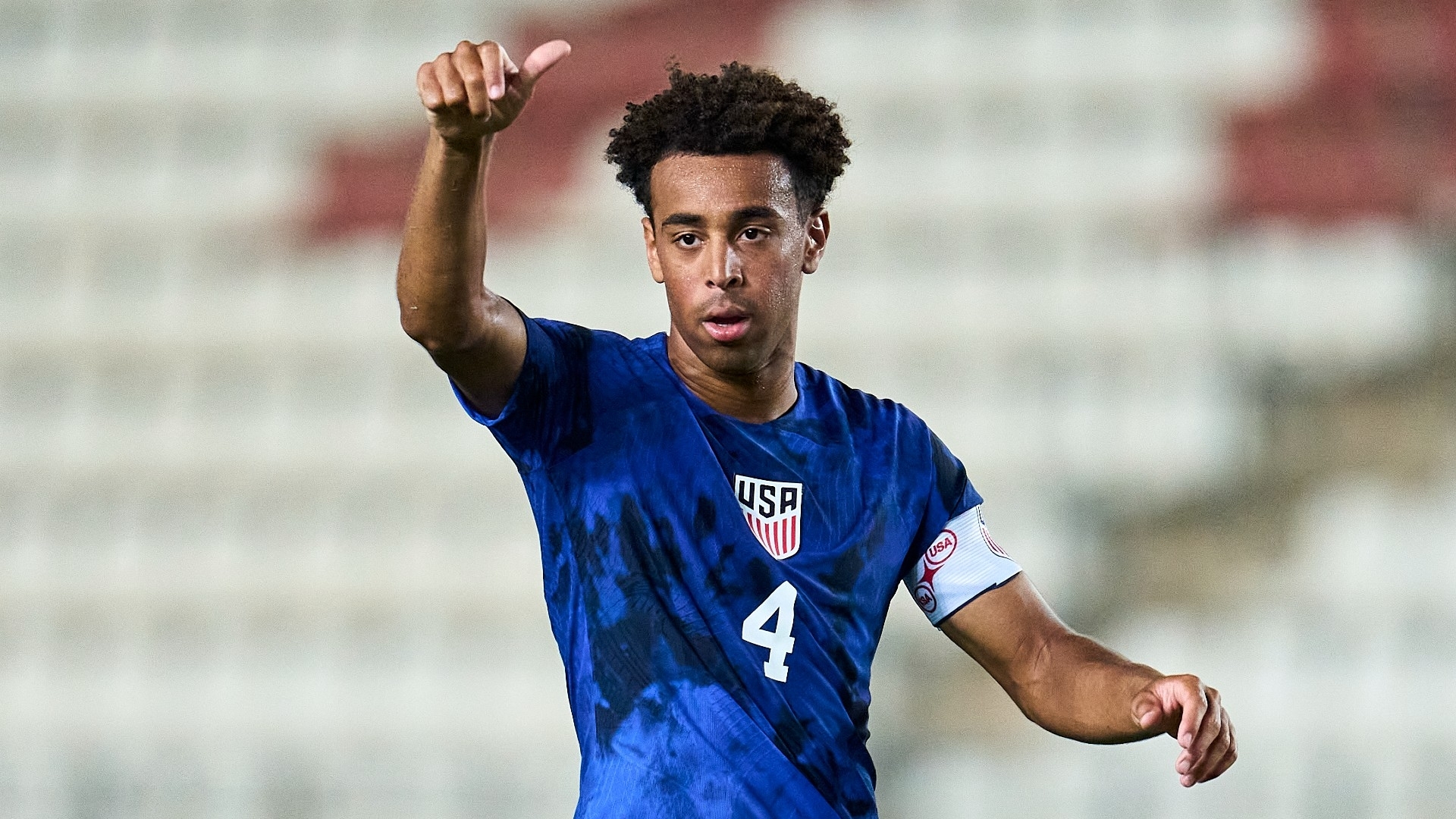 Jugadores de EEUU nombran a Tyler Adams el 'Capitán América' en Catar