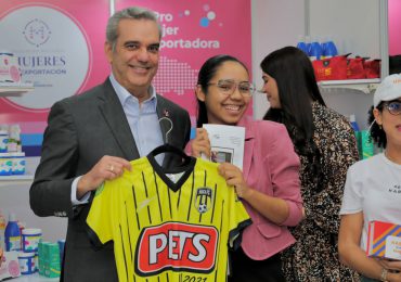 Presidente Abinader encabeza “Encuentro Nacional de Mujeres en Exportación