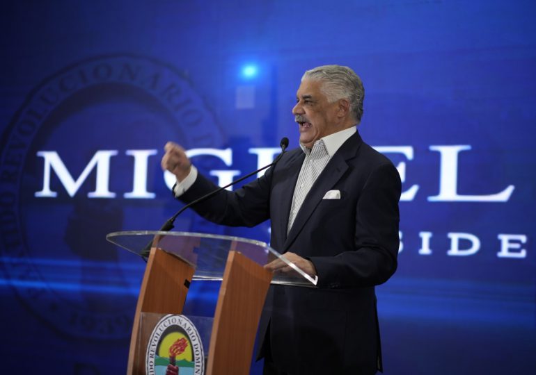 Miguel Vargas asume precandidatura presidencial del PRD: “Es una demostración de que nuestro partido crece, se fortalece...”