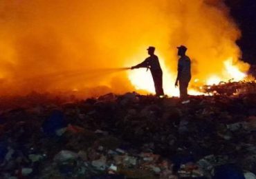 Se registra incendio en vertedero de Gaspar Hernández