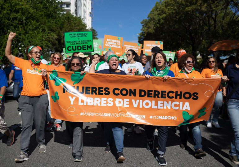 Marcha de las Mariposas exige “compromiso real” para frenar la violencia hacia las niñas y mujeres