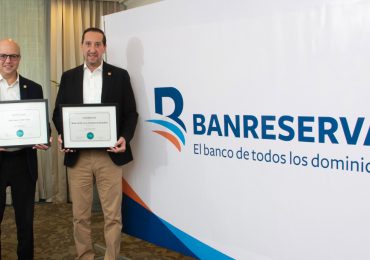 <strong>LatinFinance reconoce a Banreservas como Banco del Año de RD y Mejor Banco para PYMES</strong>