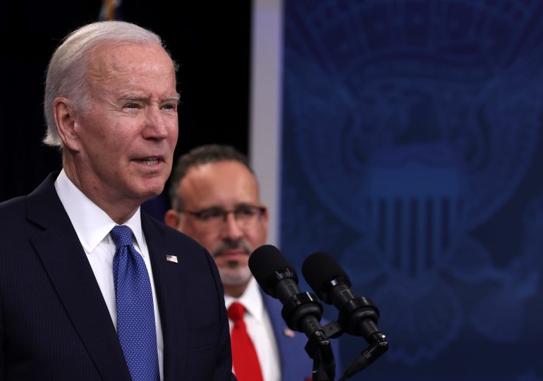 Biden vuelve al ruedo internacional, fortalecido por resultados electorales