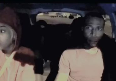 VIDEO|Presuntas atracadoras apuñalan a conductor en Villa Mella
