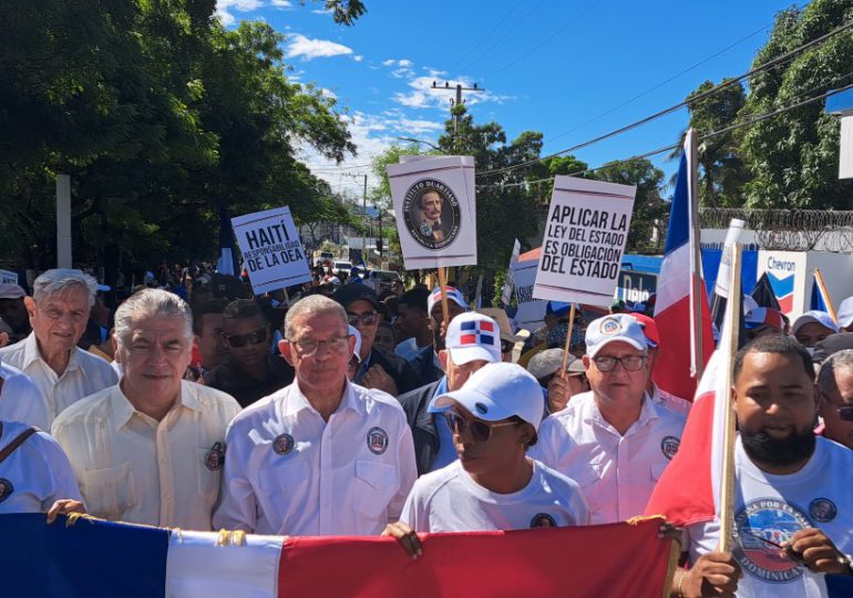 Cientos de la región Sur participan en “Marcha Patriótica RD-Azua”