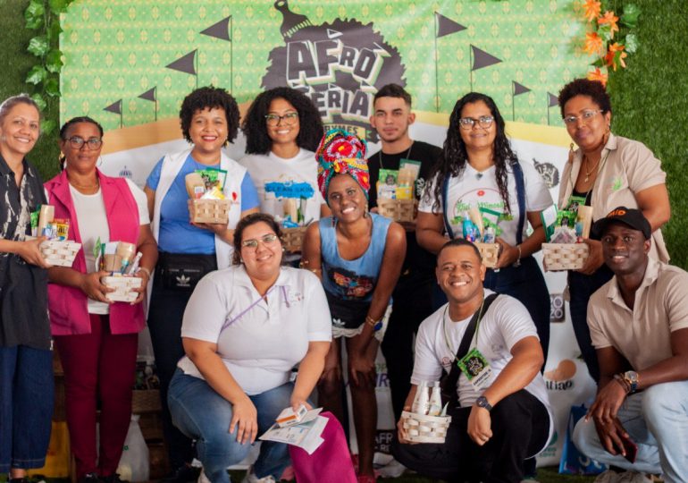 Realizan con éxito “Afro Feria 2022” en Santo Domingo
