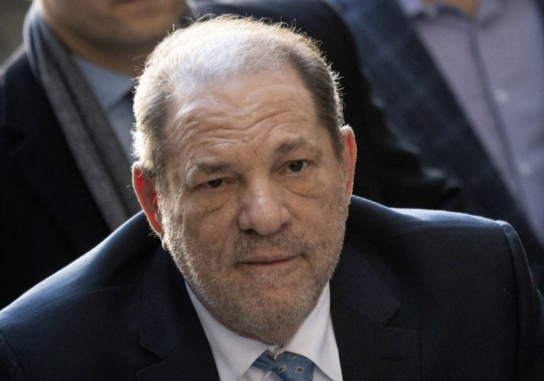 Harvey Weinstein declarado culpable de tres delitos sexuales en Los Ángeles