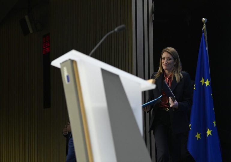 Presidenta del Parlamento Europeo anuncia amplia reforma luego de escándalo por sobornos