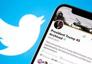 Twitter de Trump fue bloqueado "bajo presión", aunque empleados "reconocen que no violó las reglas"
