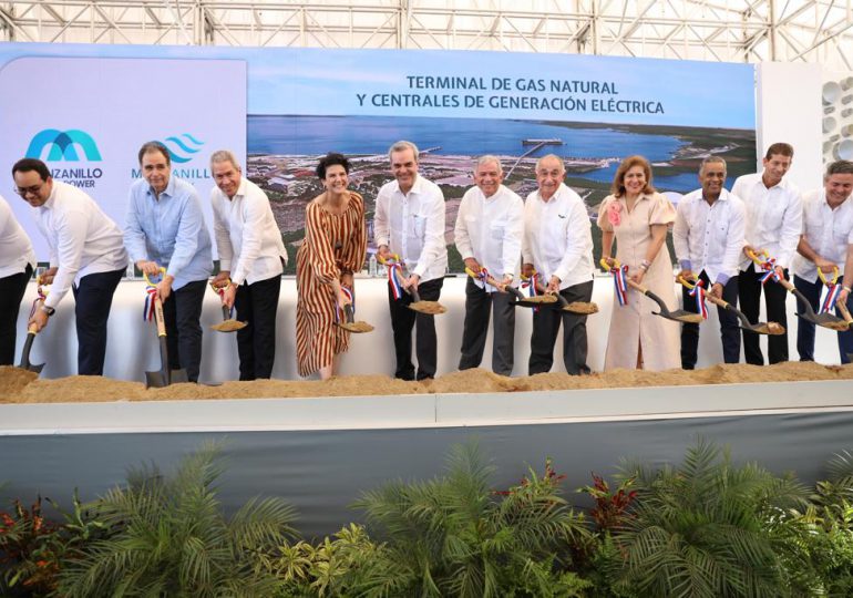 Presidente Abinader dio inicio a la construcción del proyecto energético en Manzanillo