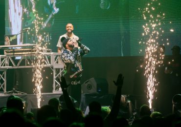 VIDEO | DJ Adoni logra la hazaña y junto a sus amigos encendieron el Palacio de los Deportes