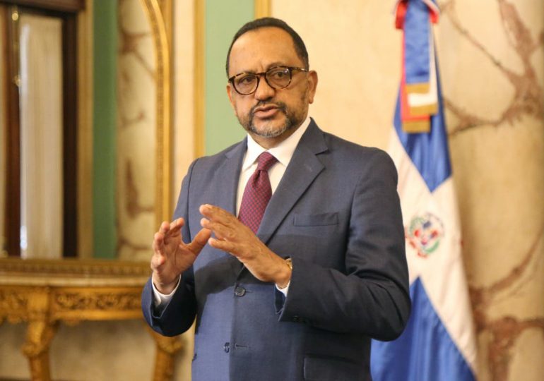 Antoliano Peralta: El exprimer ministro haitiano Claude Joseph no es tema para RD