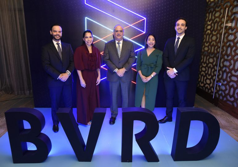 <strong>PARVAL es galardonado “Mayor Colocador en Renta Fija” en la IV Edición de los Premios BVRD 2022</strong>
