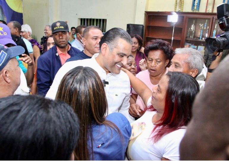 Munícipes de SDE decepcionados de  gestión del PRM según Luis Alberto Tejeda