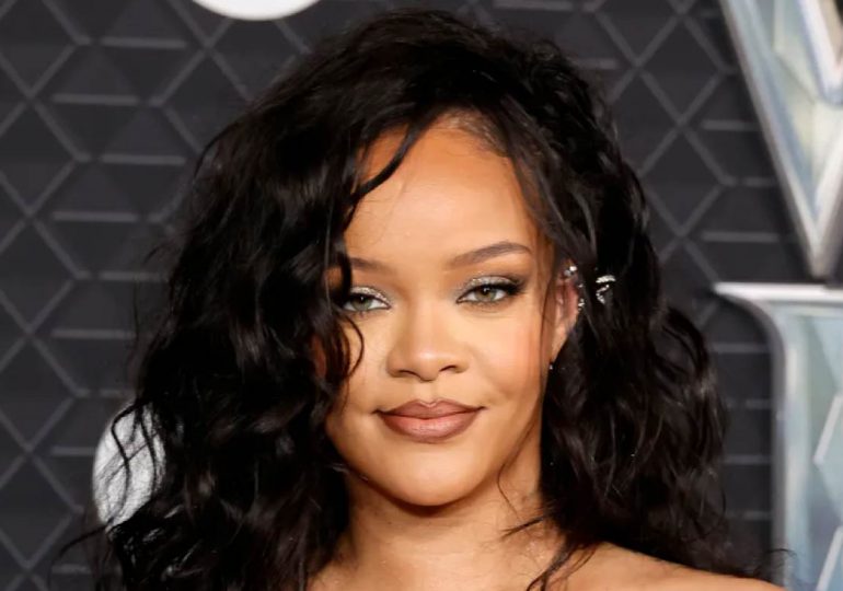 Rihanna comparte el primer video de su bebé