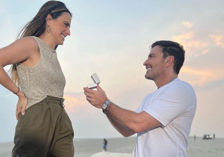 Video| Julián Gil le propone matrimonio a su novia Valeria Marín