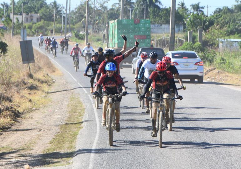 Realizan Ruta Ciclística en Guerra por la preservación de los humedales