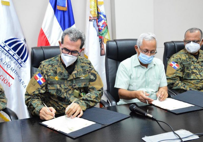Ministerios de Defensa y Educación firman convenio que beneficia centros educativos militares