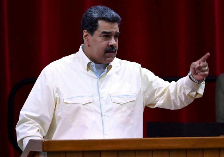Maduro censura en Cuba a la "izquierda cobarde" que critica a Nicaragua