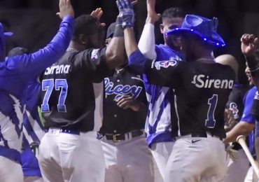 Tigres del Licey se imponen sobre los Toros del Este